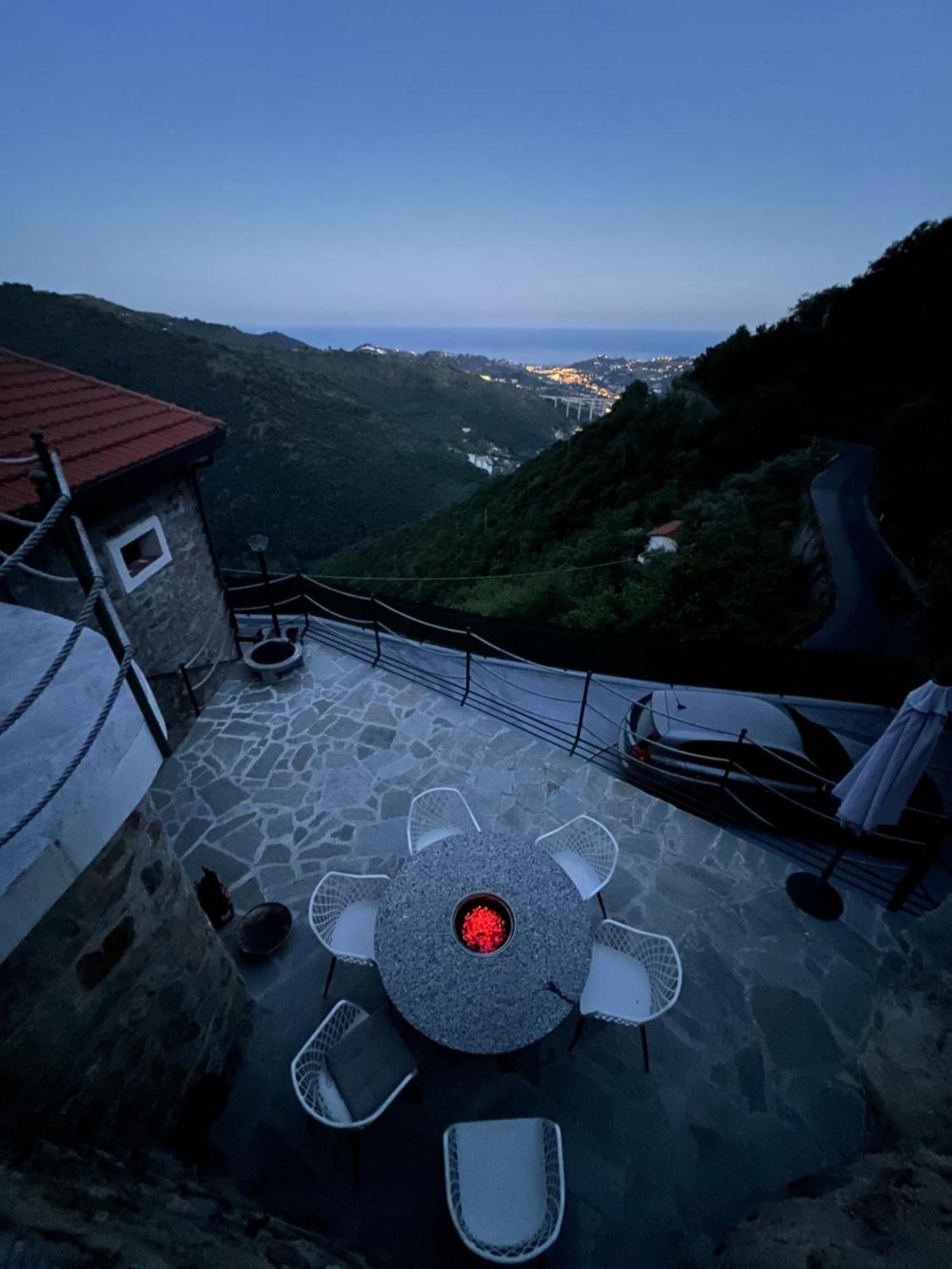 Villa Di Campagna Con Vista Mare 5 Camere Da Letto Pampara エクステリア 写真